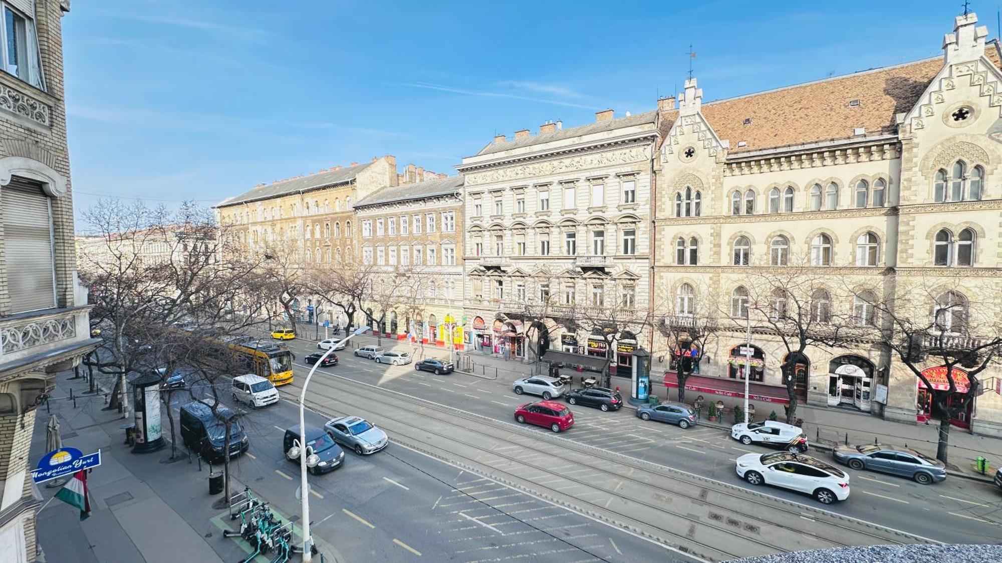 Jozsef 65 Apartment Budapest Luaran gambar